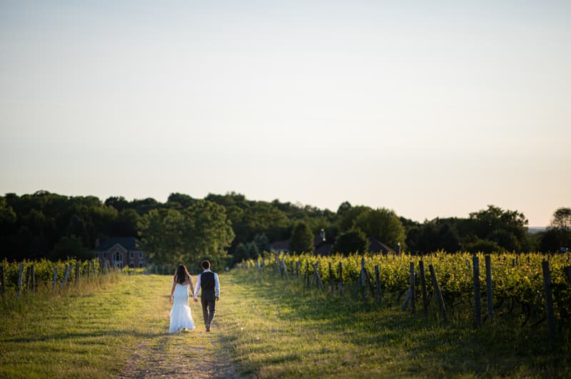 Couple at Casa Larga in Victor, NY | Rochester Wedding Photography