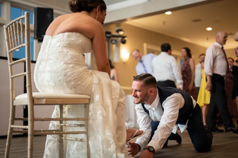 Garter at Cobblestone Country Club in Rochester, NY | Rochester Wedding Photography