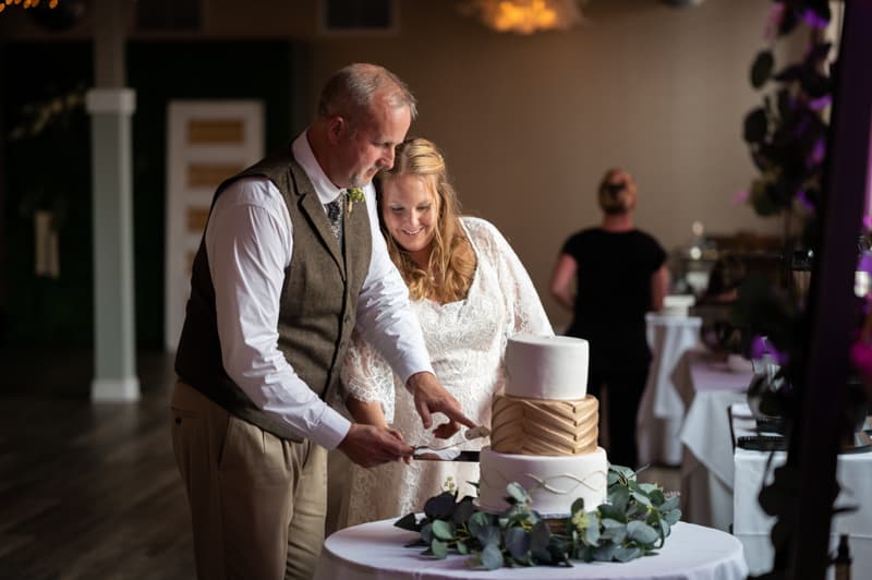 Cake Cutting at The Foundry in Buffalo, NY | Buffalo Wedding Photography