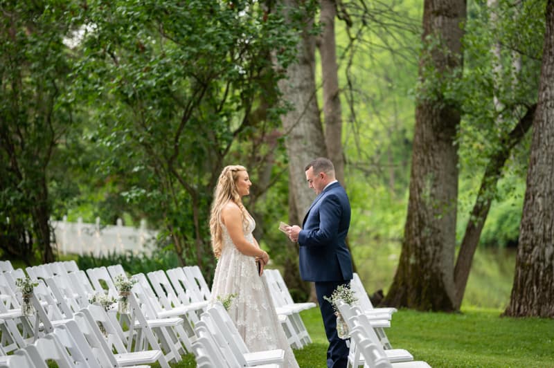 First Look at O'Briens Sleepy Hollow in Buffalo, NY | Buffalo Wedding Photography