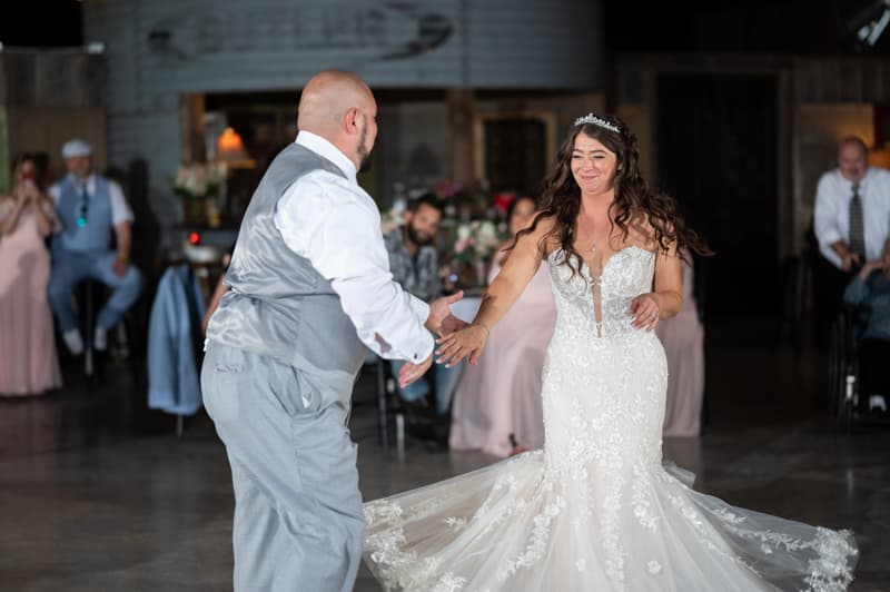 First Dance at Fig Hollow in Palmyra, NY | Rochester Wedding Photography