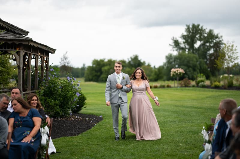 Processional at Timberlodge at Arrowhead in Akron, NY | Western New York Wedding Photography