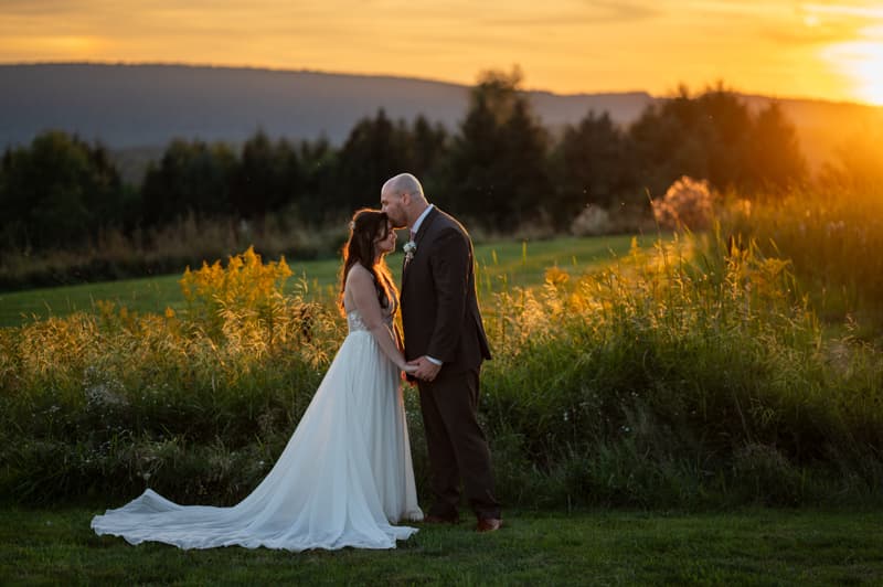 Couple at Wren's Roost in Naples, NY | Finger Lakes Wedding Photography