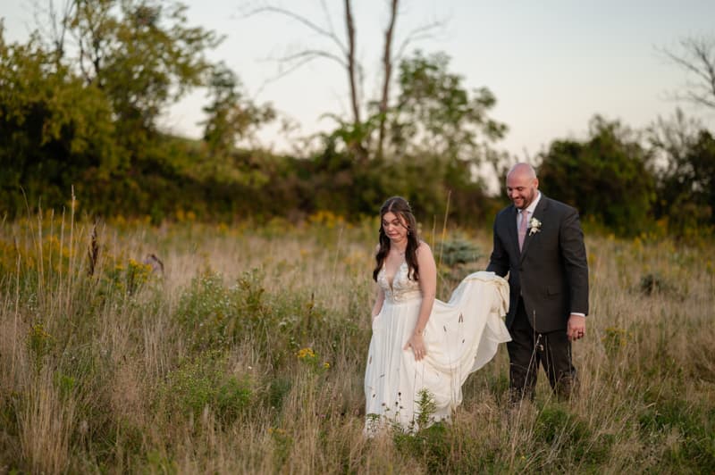 Couple at Wren's Roost in Naples, NY | Finger Lakes Wedding Photography