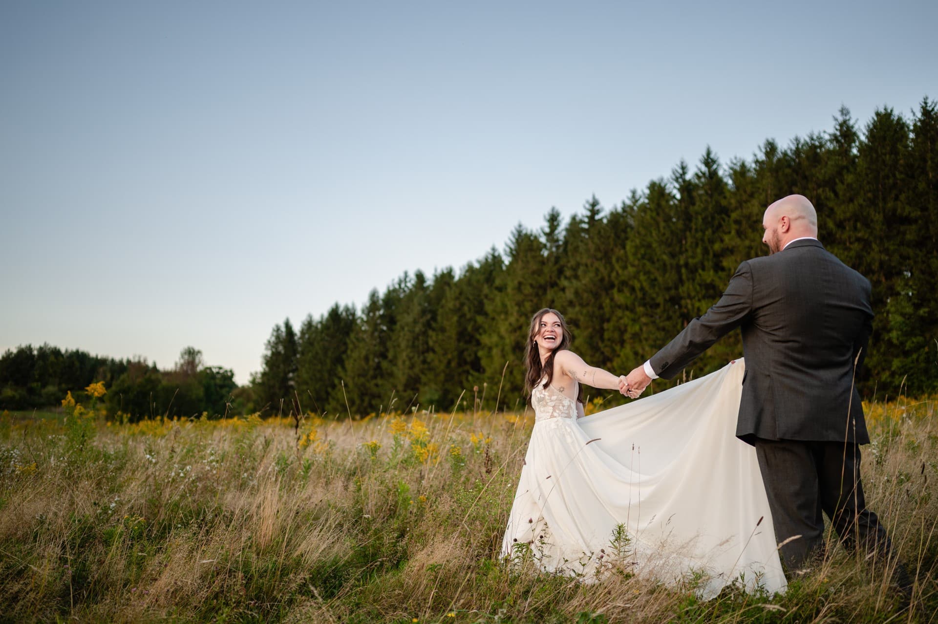 Couple at Wren's Roost in Naples, NY | Finger Lakes Wedding Photography