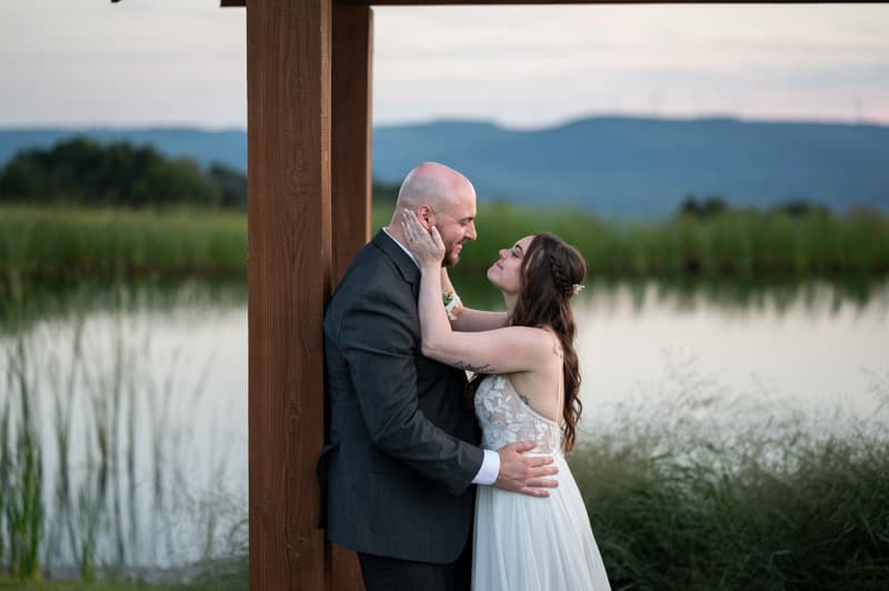 Couple at Wren's Roost in Naples, NY | Finger Lakes Wedding Photography