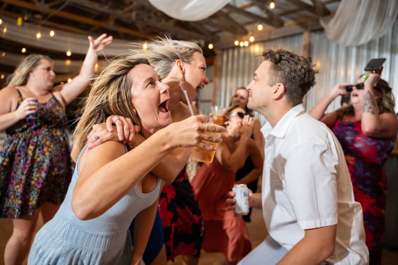 Dancing at Woodsmith Estate in Batavia, NY | Western New York Wedding Photography