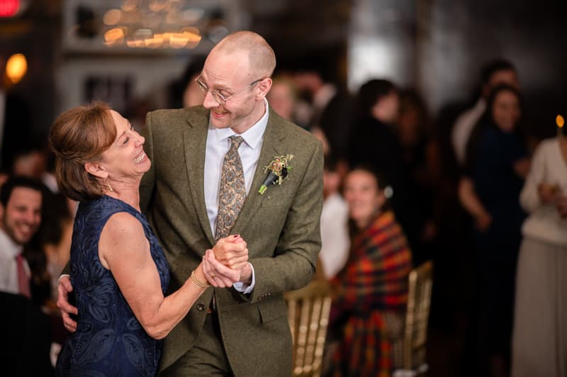 Parent Dance at Maison Albion in Albion, NY | Western New York Wedding Photography