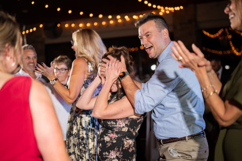 Dancing at Ravenwood in Victor, NY | Rochester Wedding Photography